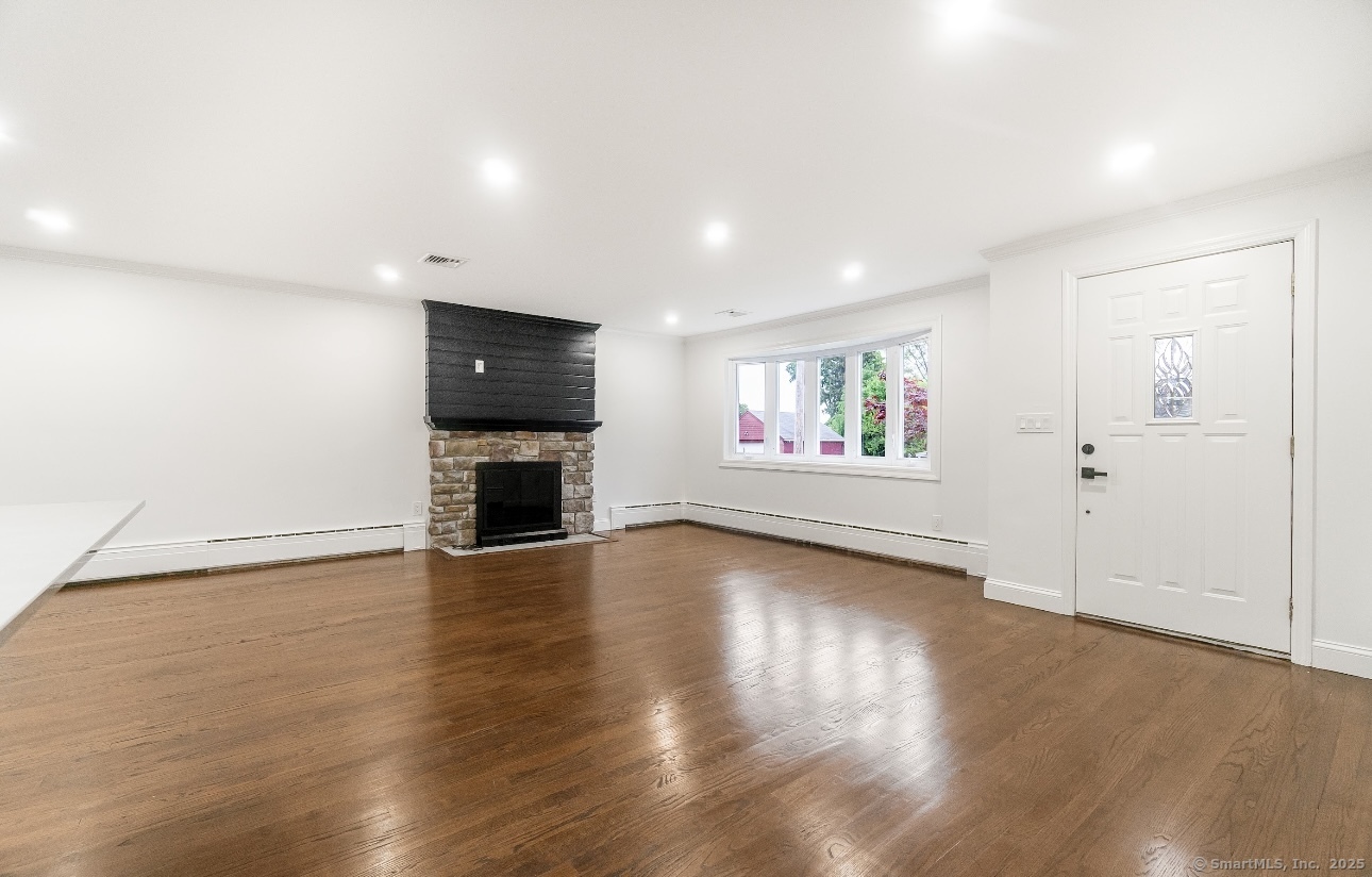 24 Linde Street, West Haven, Connecticut image 7