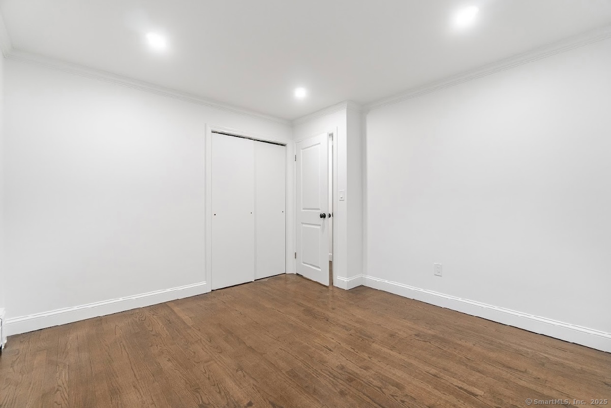 24 Linde Street, West Haven, Connecticut image 16