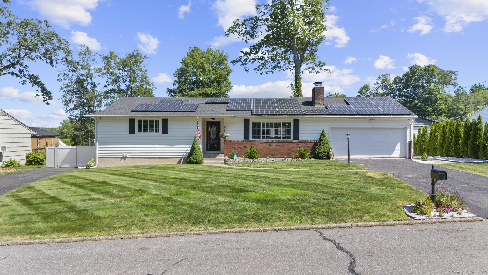 24 Pine Tree Ridge