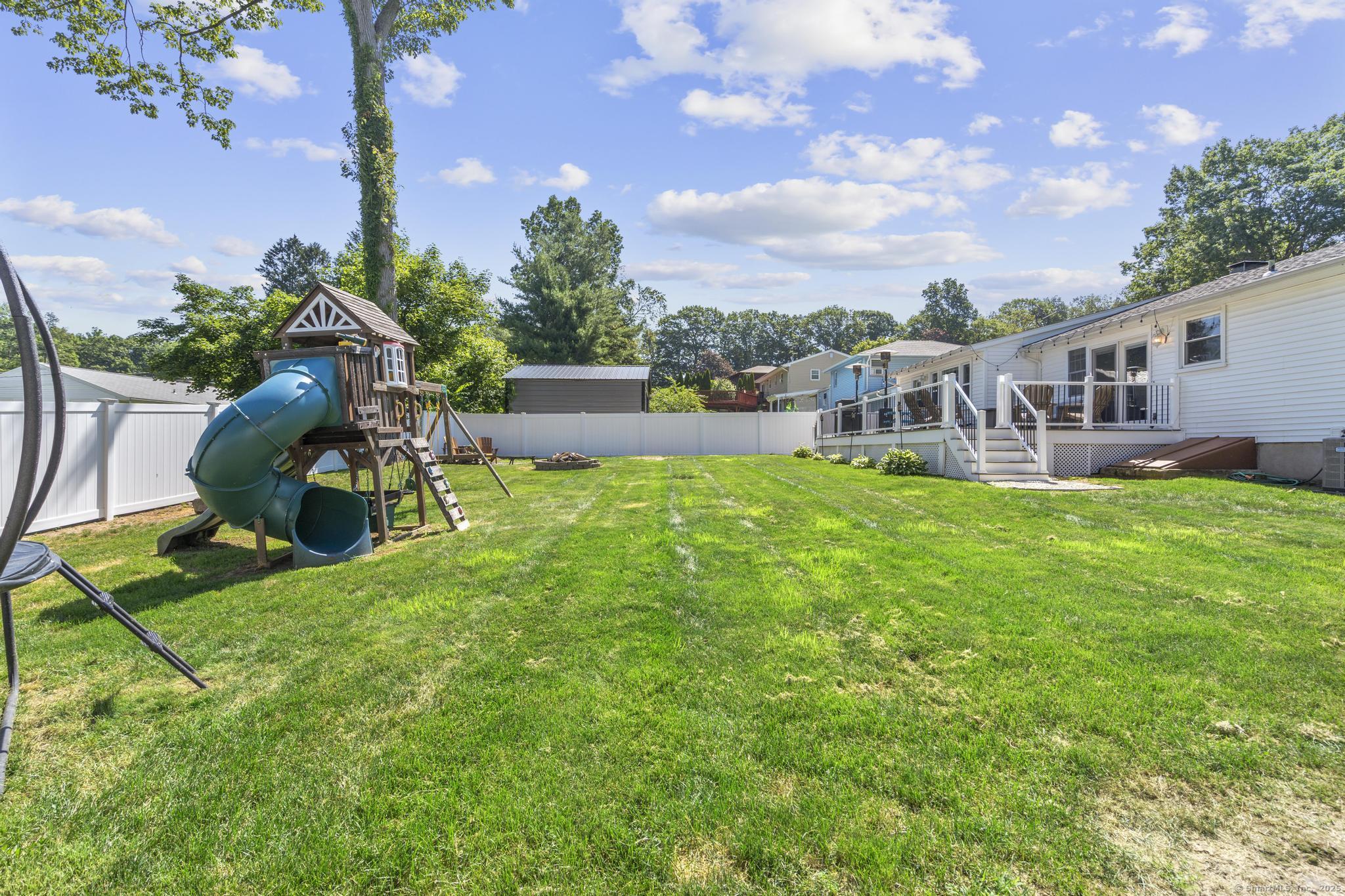 24 Pine Tree Ridge