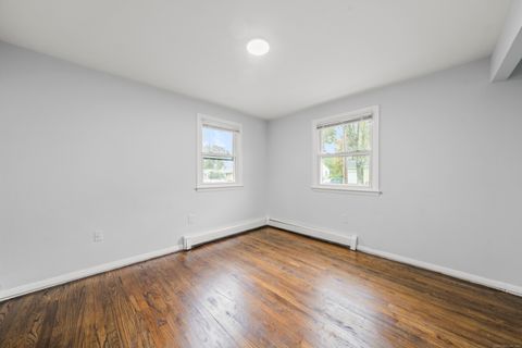 Tiny photo for 30 Banfield Lane, Bloomfield, CT 06002 (MLS # 24133817)
