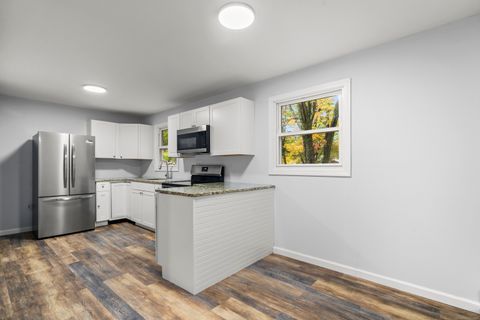 Tiny photo for 30 Banfield Lane, Bloomfield, CT 06002 (MLS # 24133817)