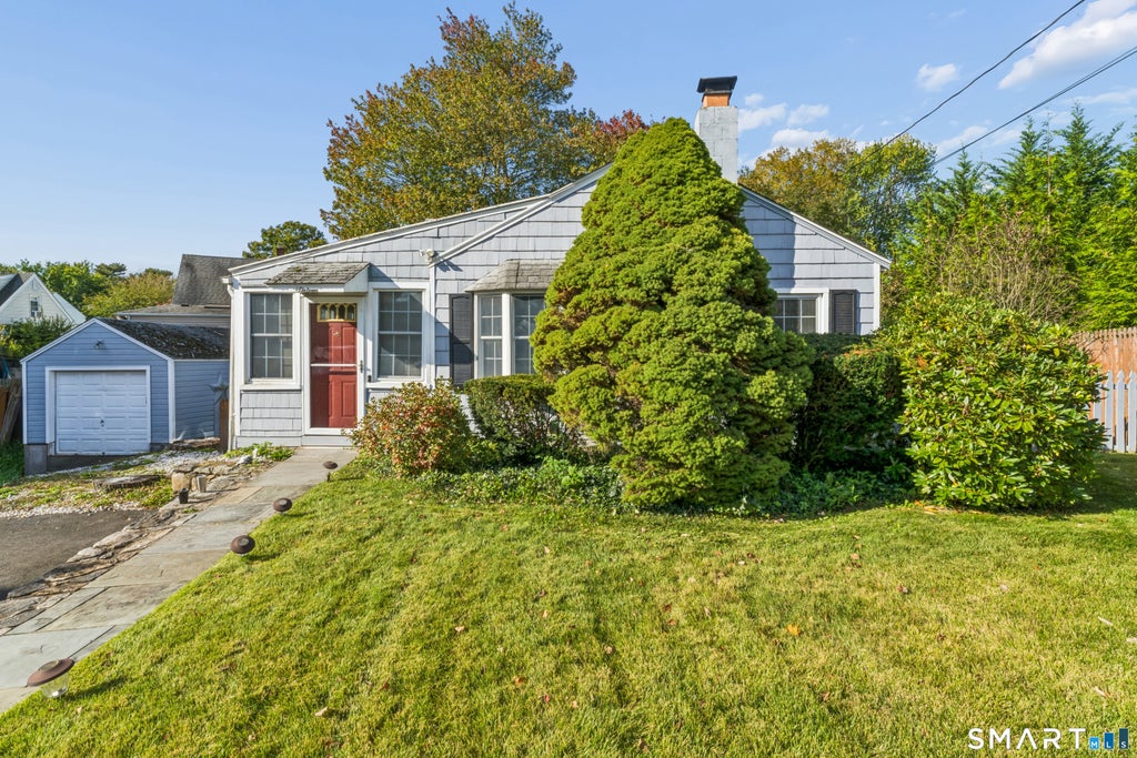 Photo of 16 Winfield Court, Norwalk, CT 06855 (MLS # 24213506)