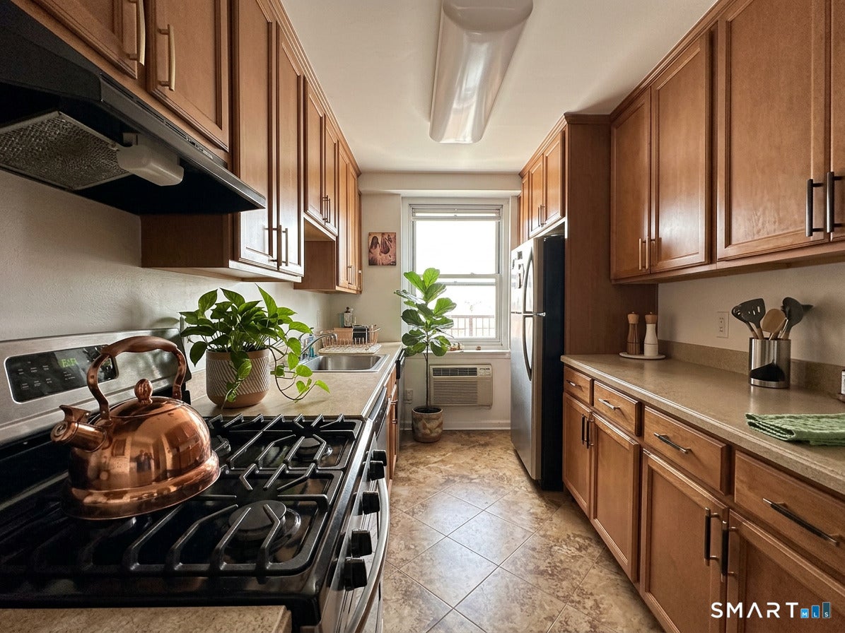 65 Glenbrook Road 8D