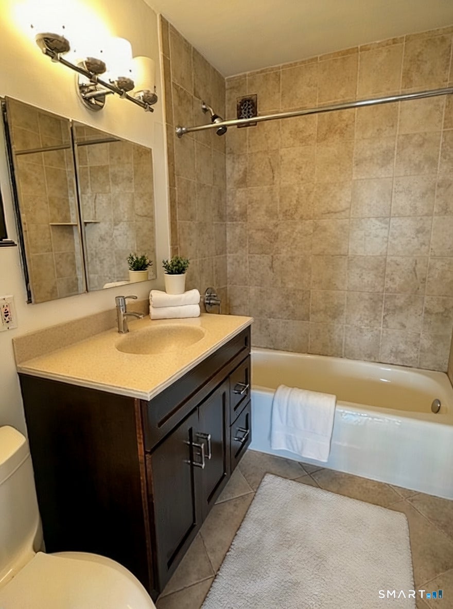 65 Glenbrook Road 8D