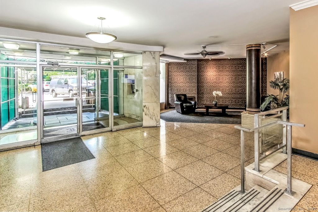 Photo of 91 Strawberry Hill Avenue #APT 636, Stamford, CT 06902 (MLS # 24143041)