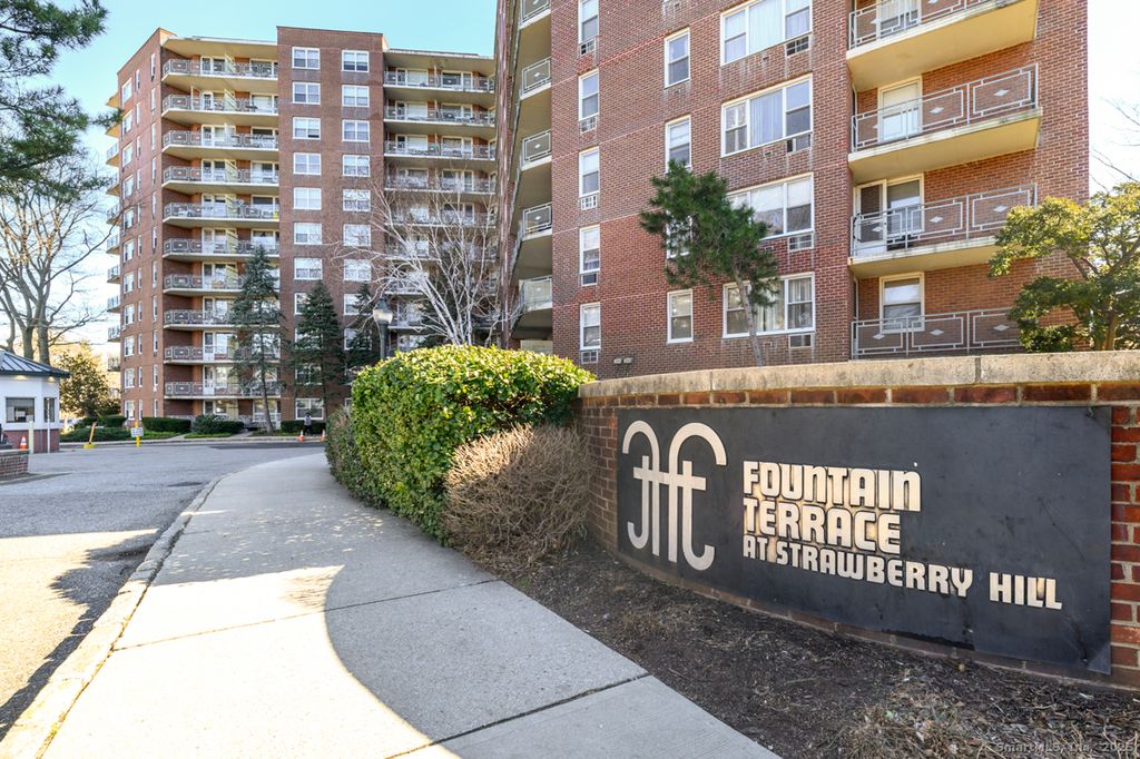 Photo of 91 Strawberry Hill Avenue #APT 636, Stamford, CT 06902 (MLS # 24143041)