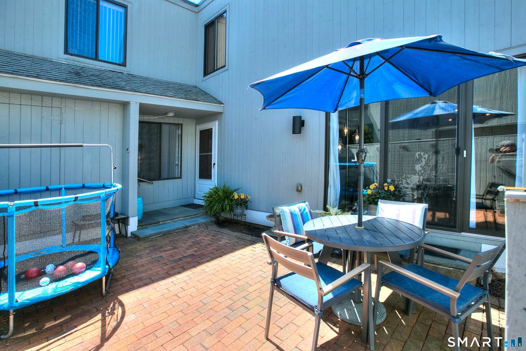 Photo of 6 Sugar Maple Lane #6, Ridgefield, CT 06877 (MLS # 24169075)