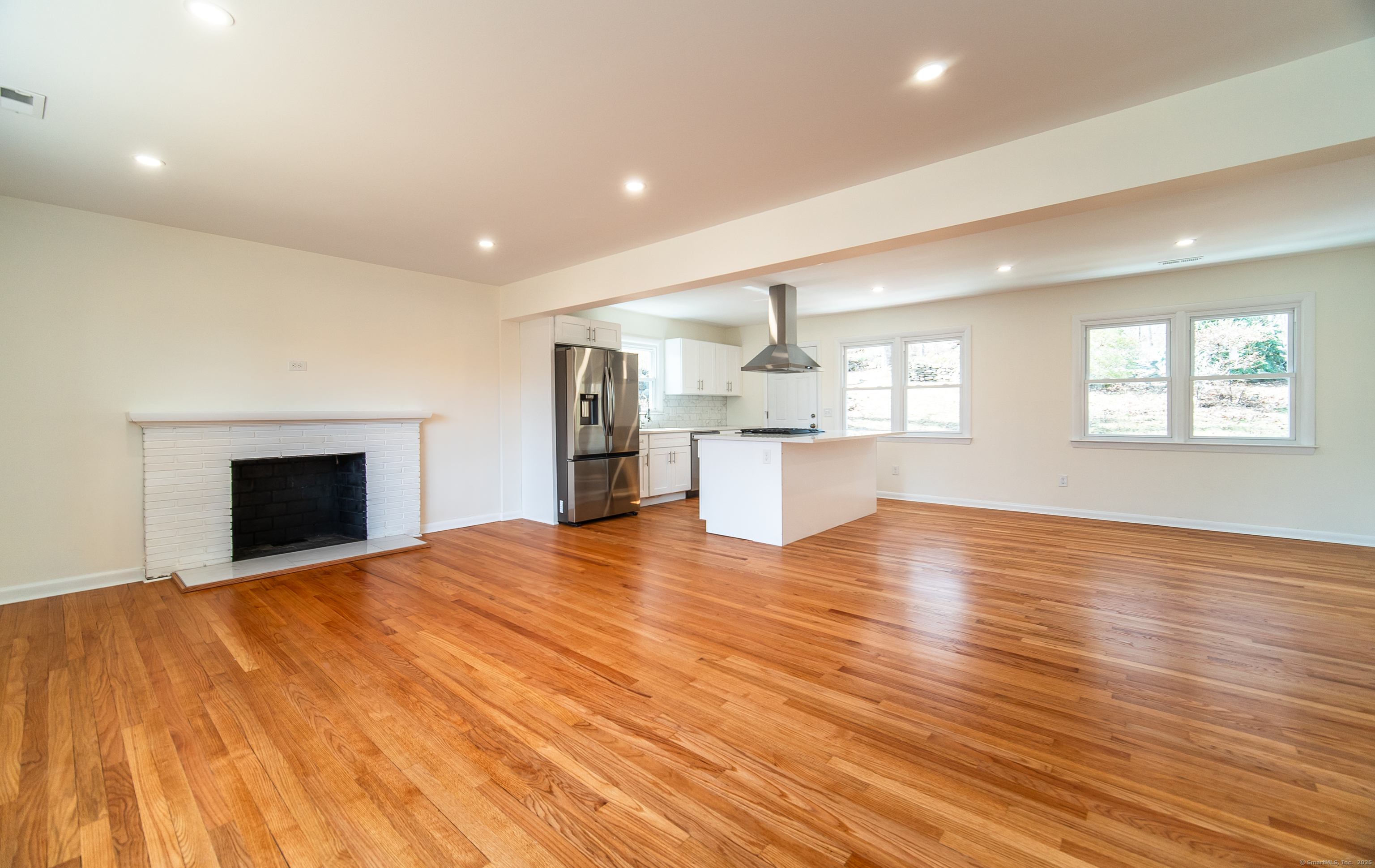 24 Cedar Hill Road