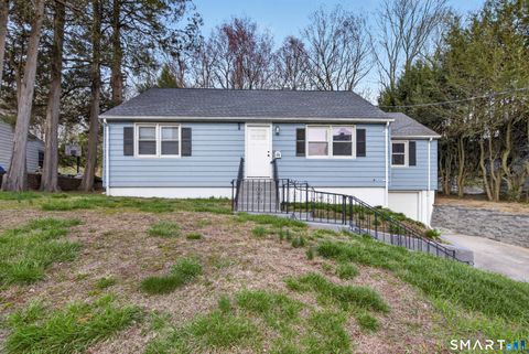 Photo of 46 N Cliff Street, Ansonia, CT 06401 (MLS # 24165966)