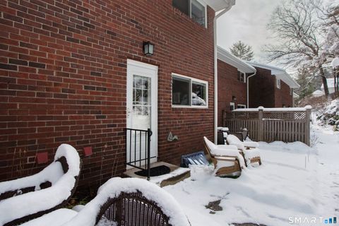 Tiny photo for 10 Massaco Street #G, Simsbury, CT 06070 (MLS # 24150662)