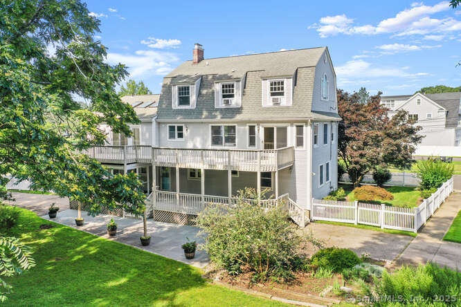465 Edward Street