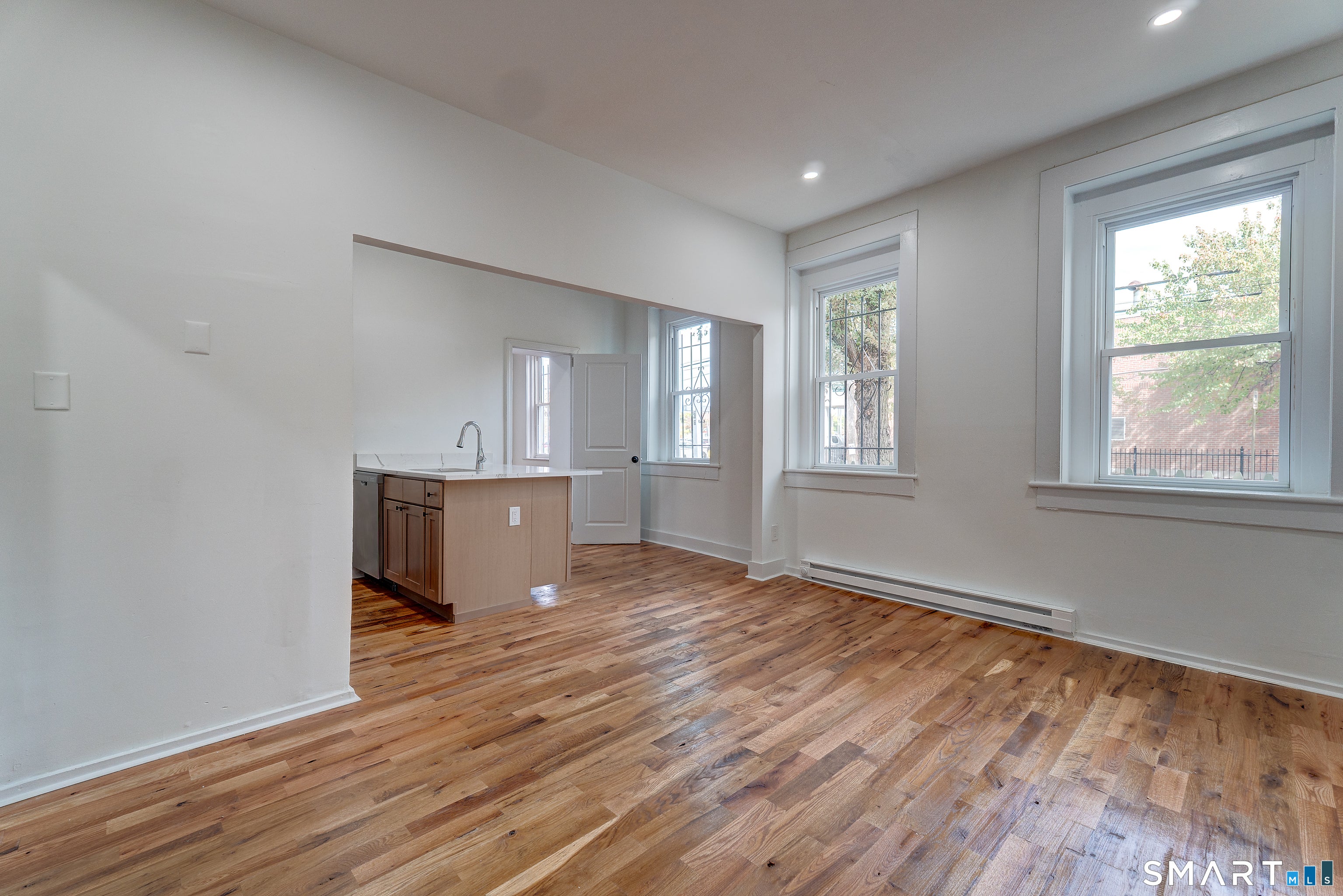 522 Elm Street