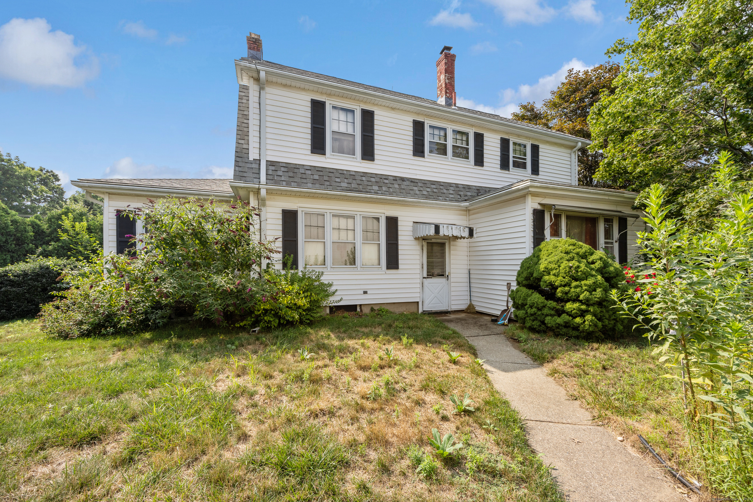 Property for Sale at 1170 Main Street, South Windsor, Connecticut - Bedrooms: 3 
Bathrooms: 2 
Rooms: 7  - $399,900