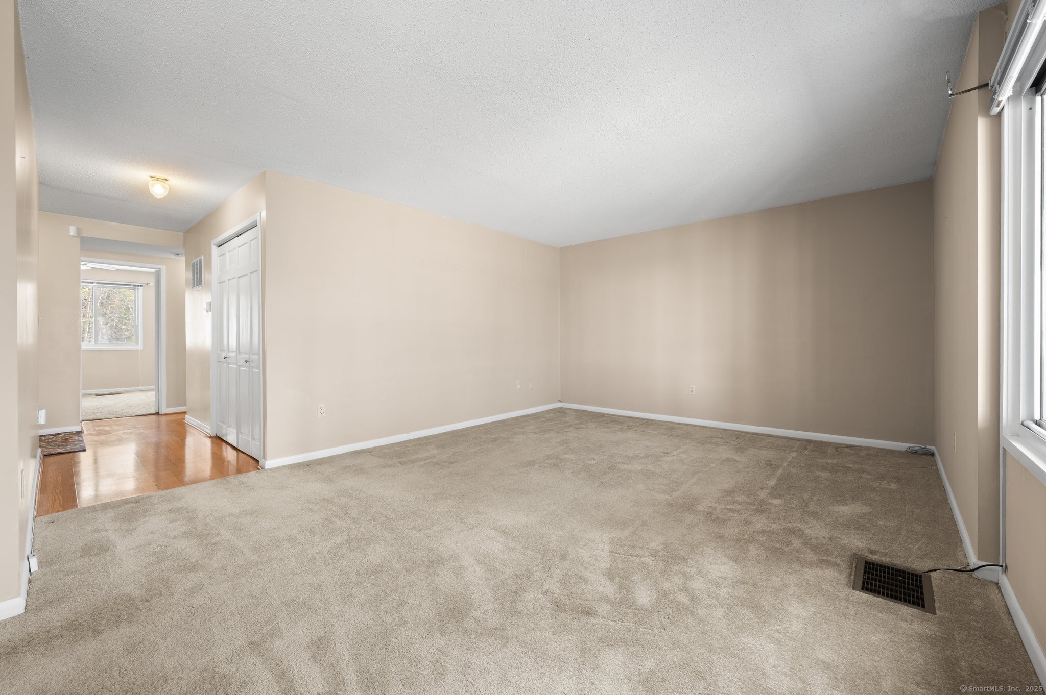 281 Gardner Avenue #E3, New London, Connecticut image 18