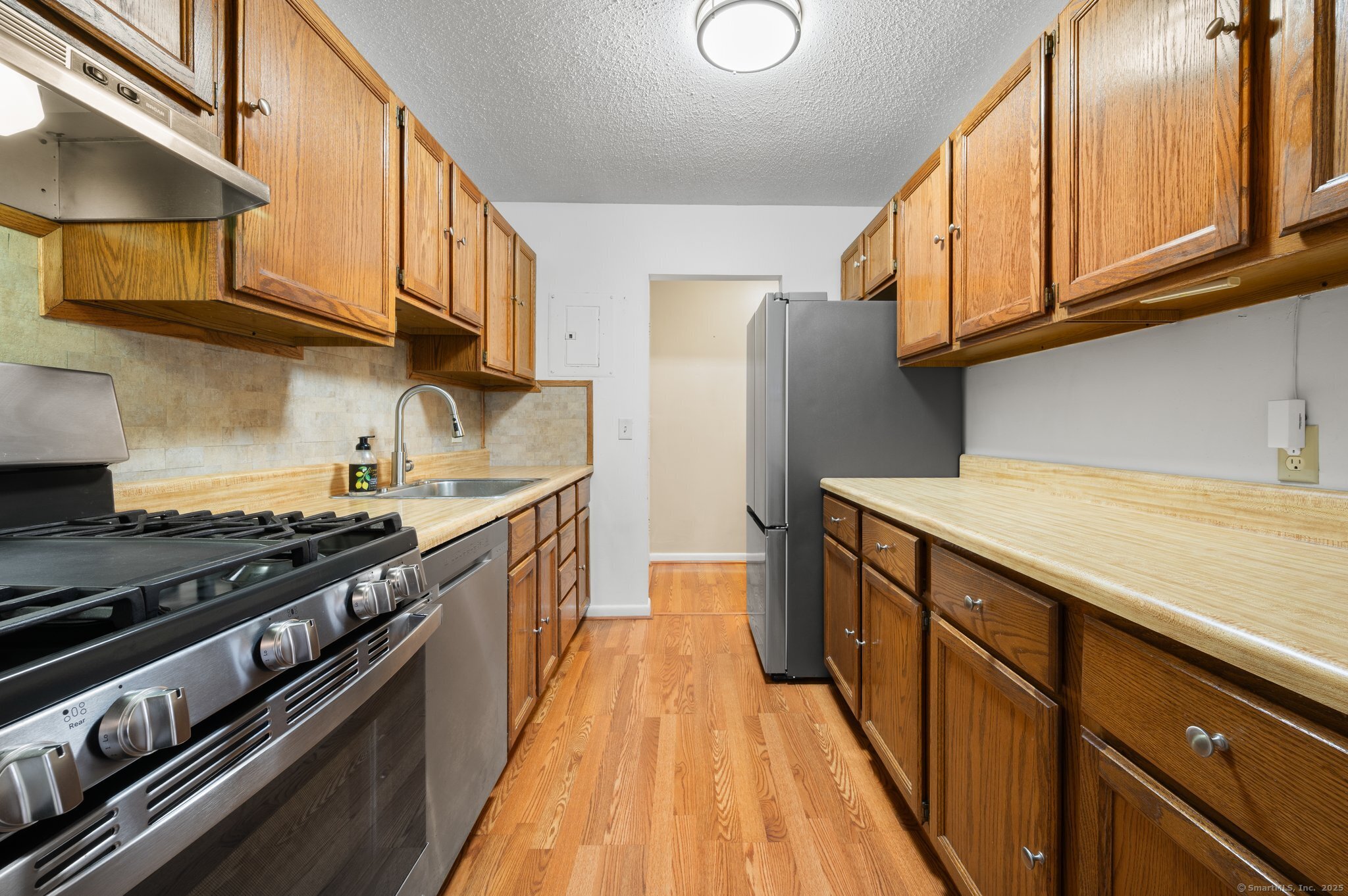 281 Gardner Avenue #E3, New London, Connecticut image 7