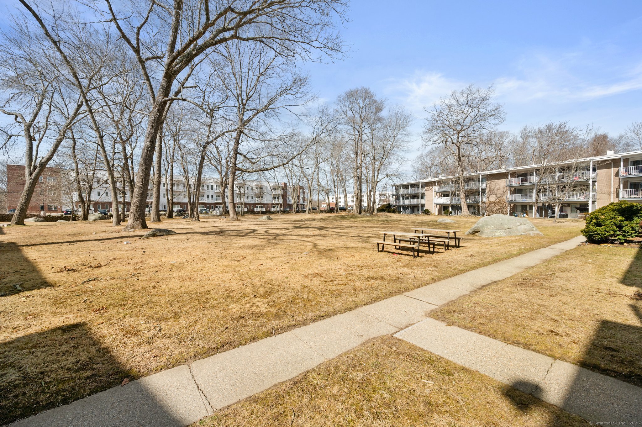 281 Gardner Avenue #E3, New London, Connecticut image 31