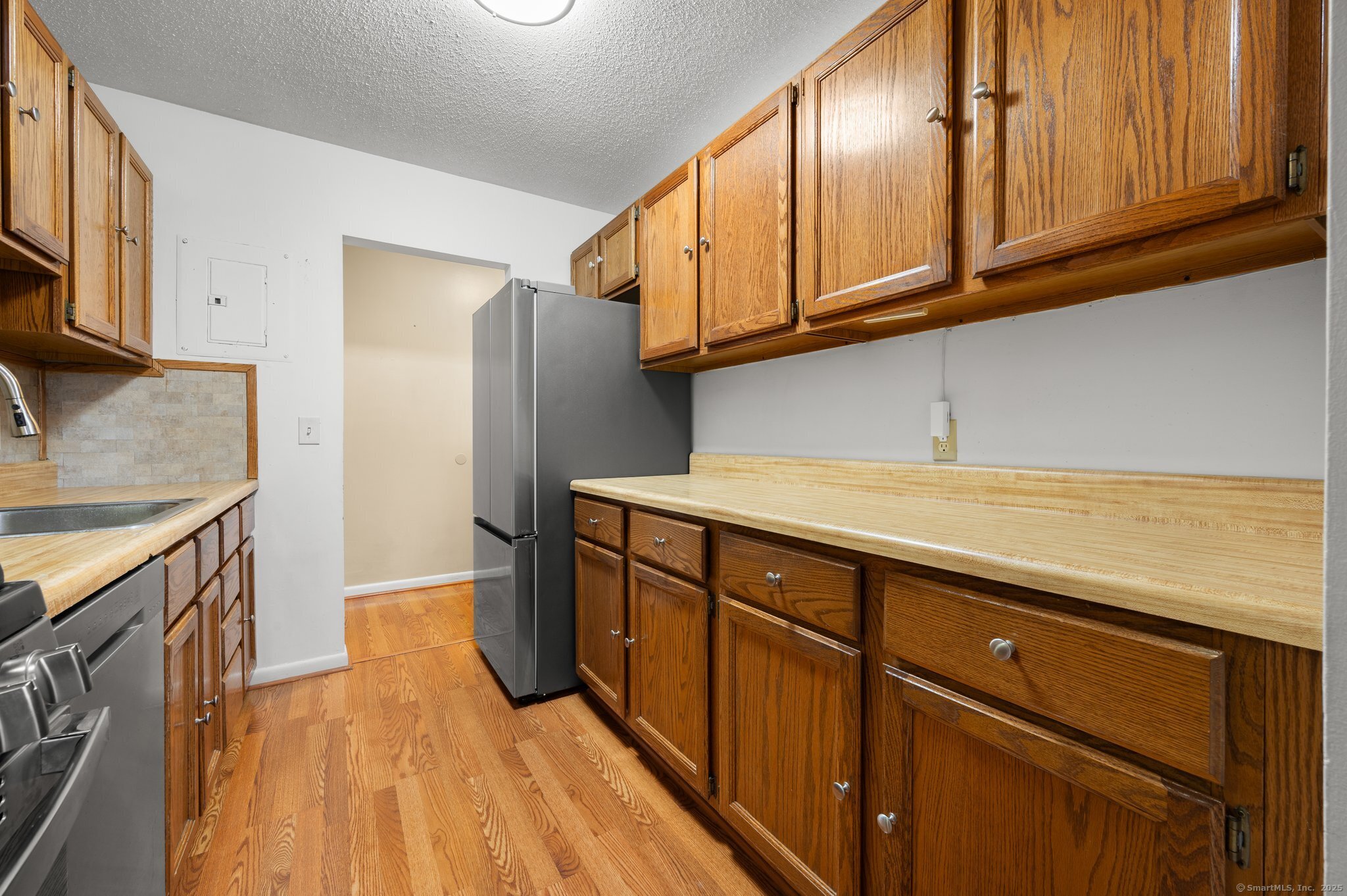 281 Gardner Avenue #E3, New London, Connecticut image 9