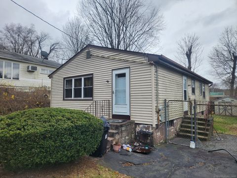 102 Crest Avenue East Haven CT 06513