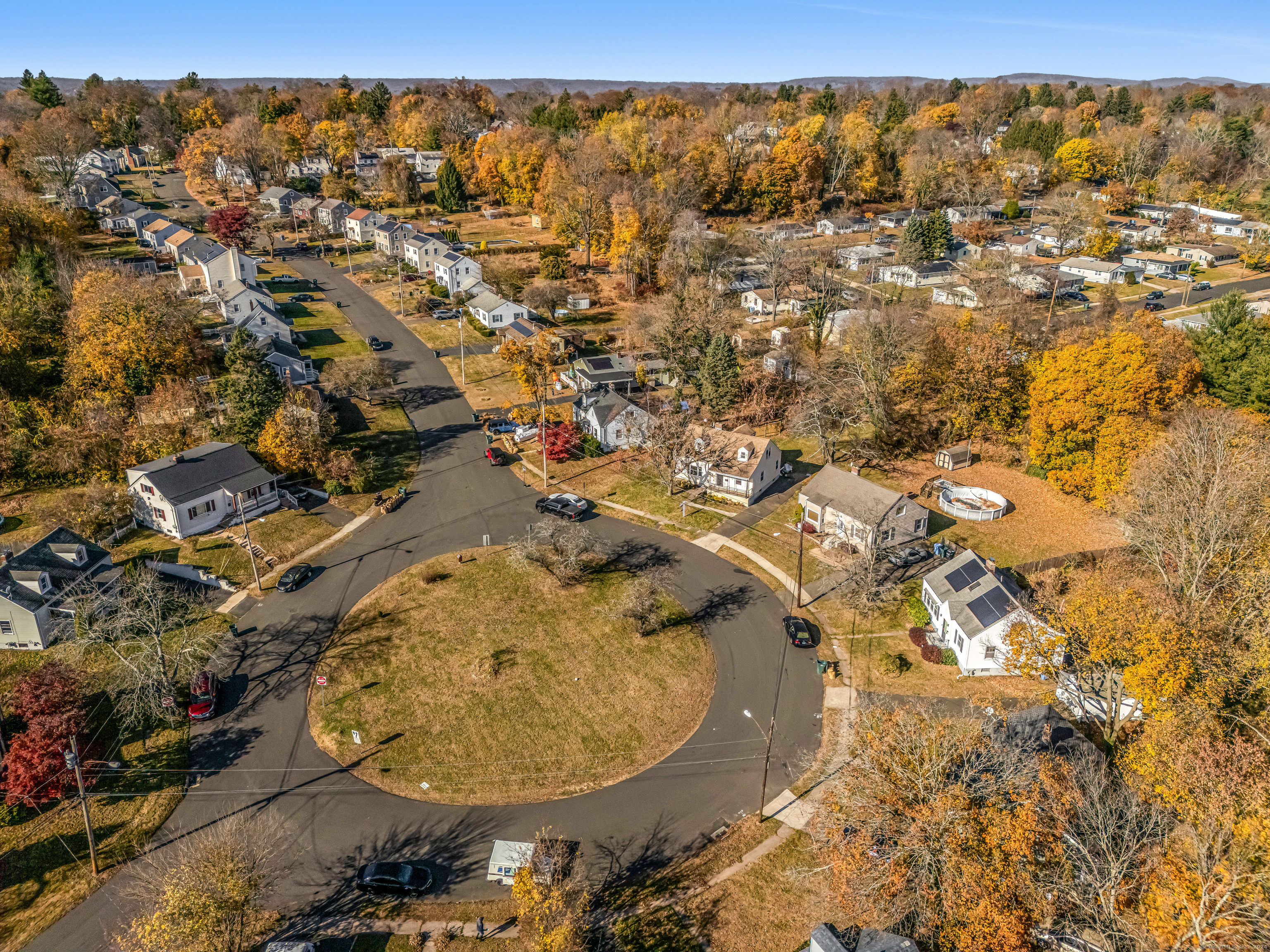 156 London Drive, Hamden, Connecticut image 34