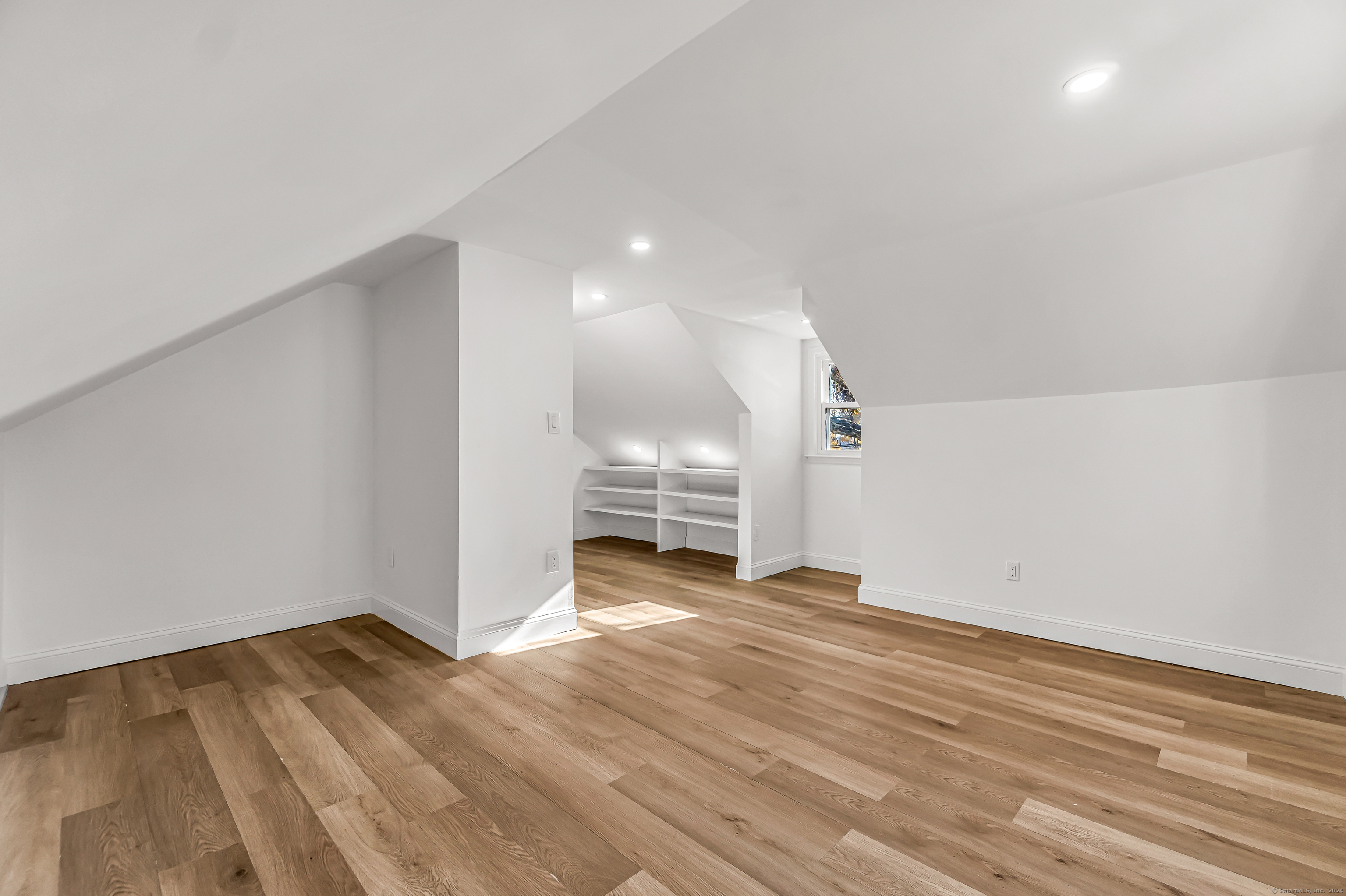 156 London Drive, Hamden, Connecticut image 31