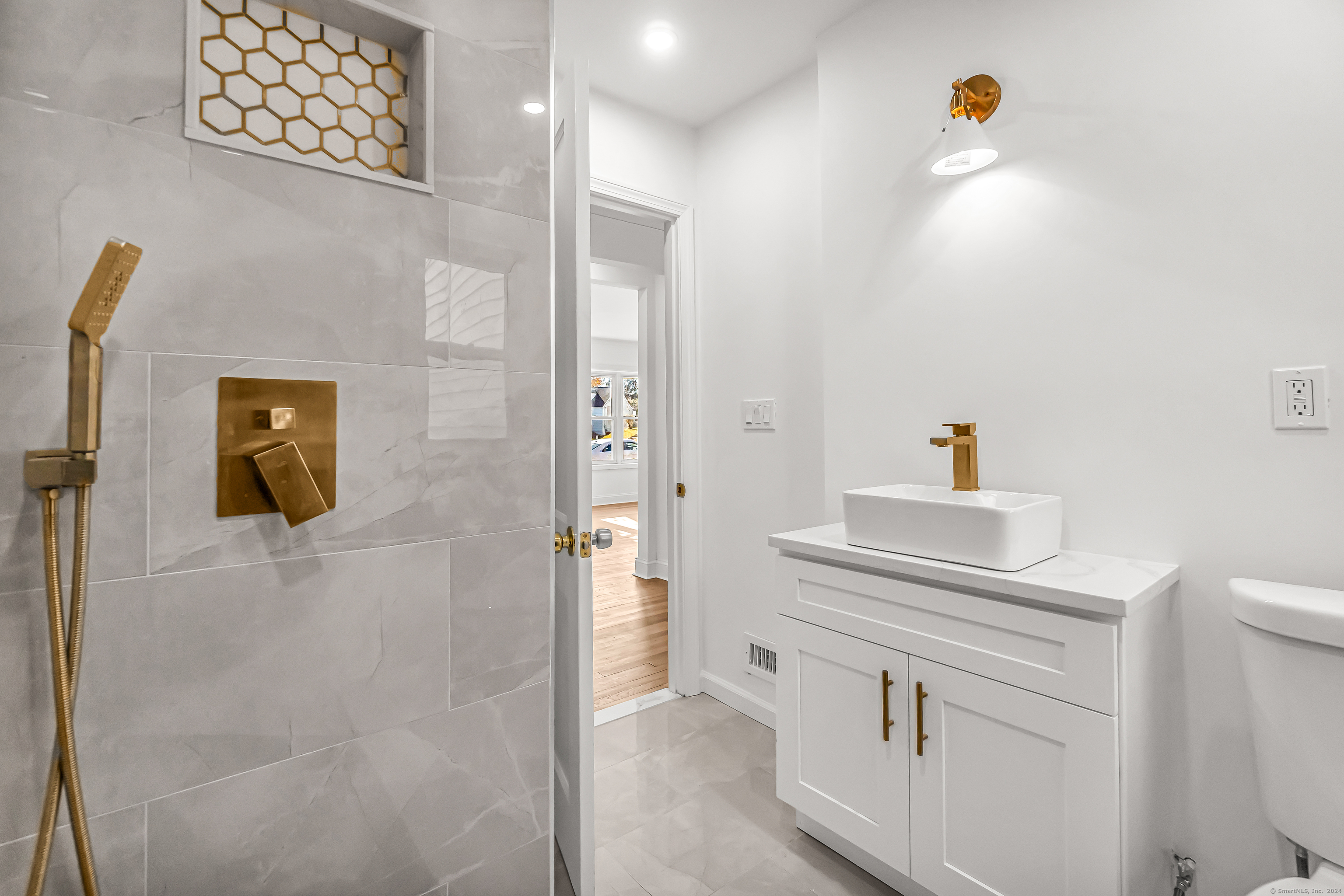 156 London Drive, Hamden, Connecticut image 14