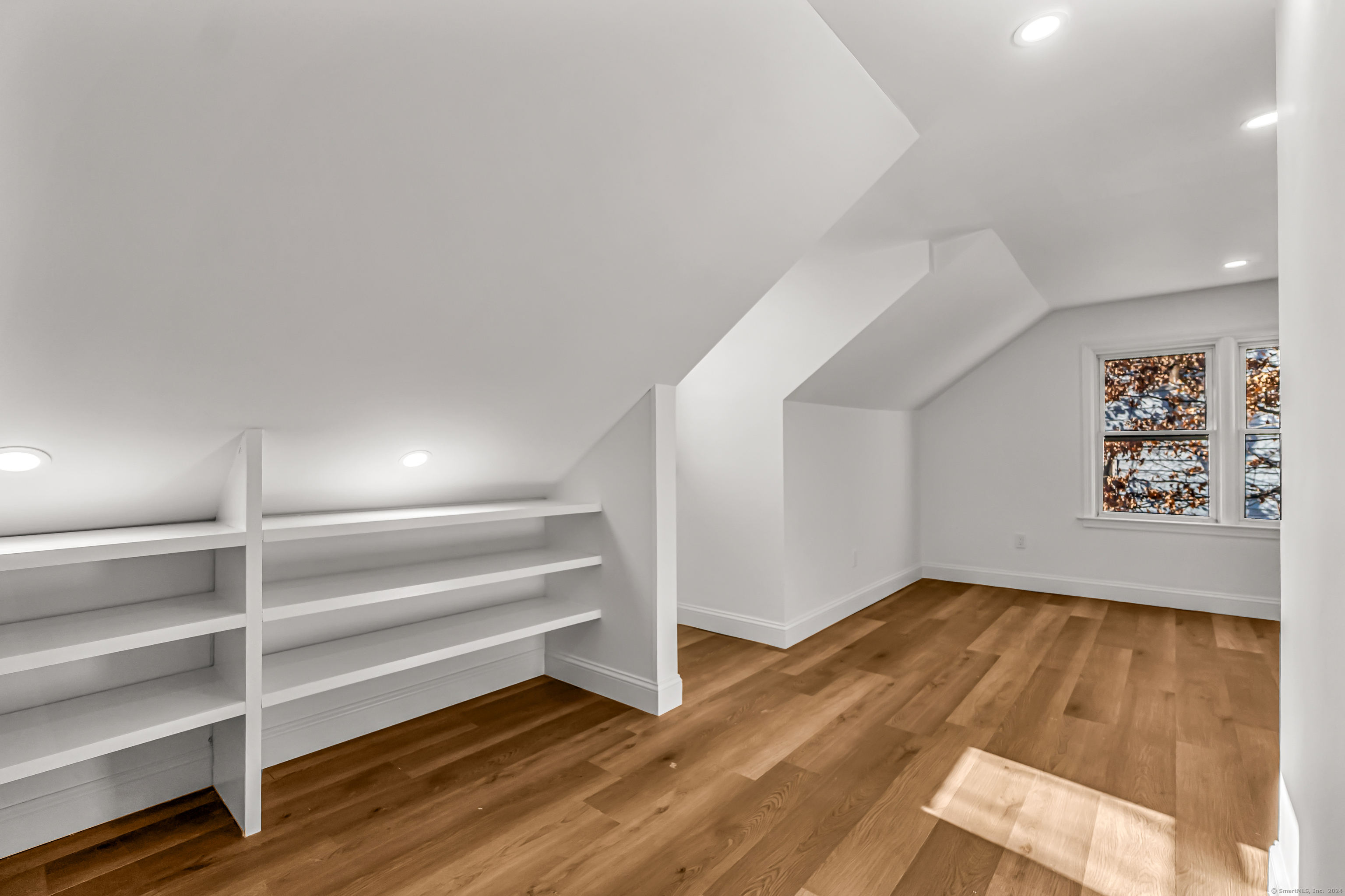 156 London Drive, Hamden, Connecticut image 28