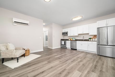 Tiny photo for 401 Albany Turnpike #307, Canton, CT 06019 (MLS # 24136618)