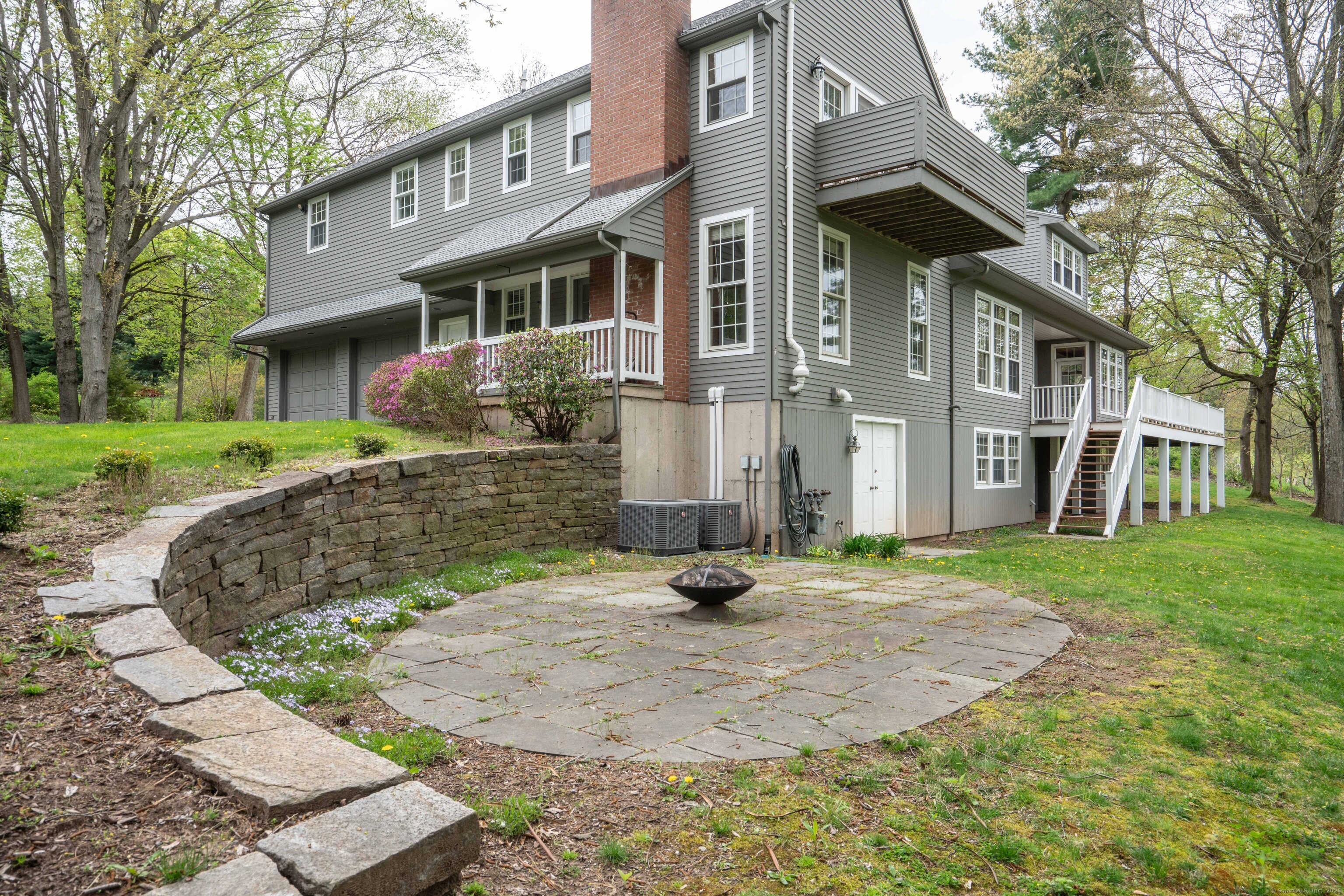 Glastonbury, Connecticut 06073, United States, 4 Bedrooms Bedrooms, ,5 BathroomsBathrooms,Residential,Pending,158492