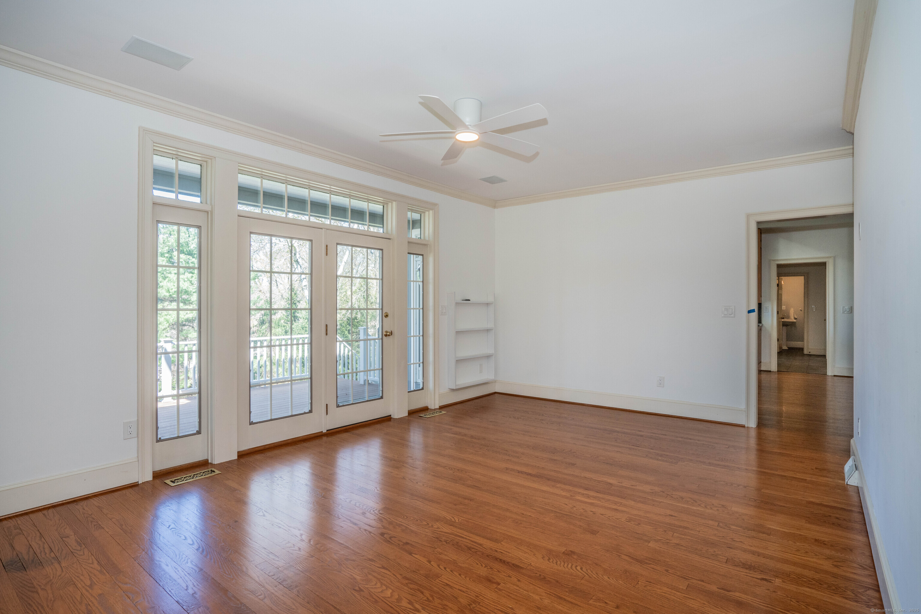 Glastonbury, Connecticut 06073, United States, 4 Bedrooms Bedrooms, ,5 BathroomsBathrooms,Residential,Pending,158492