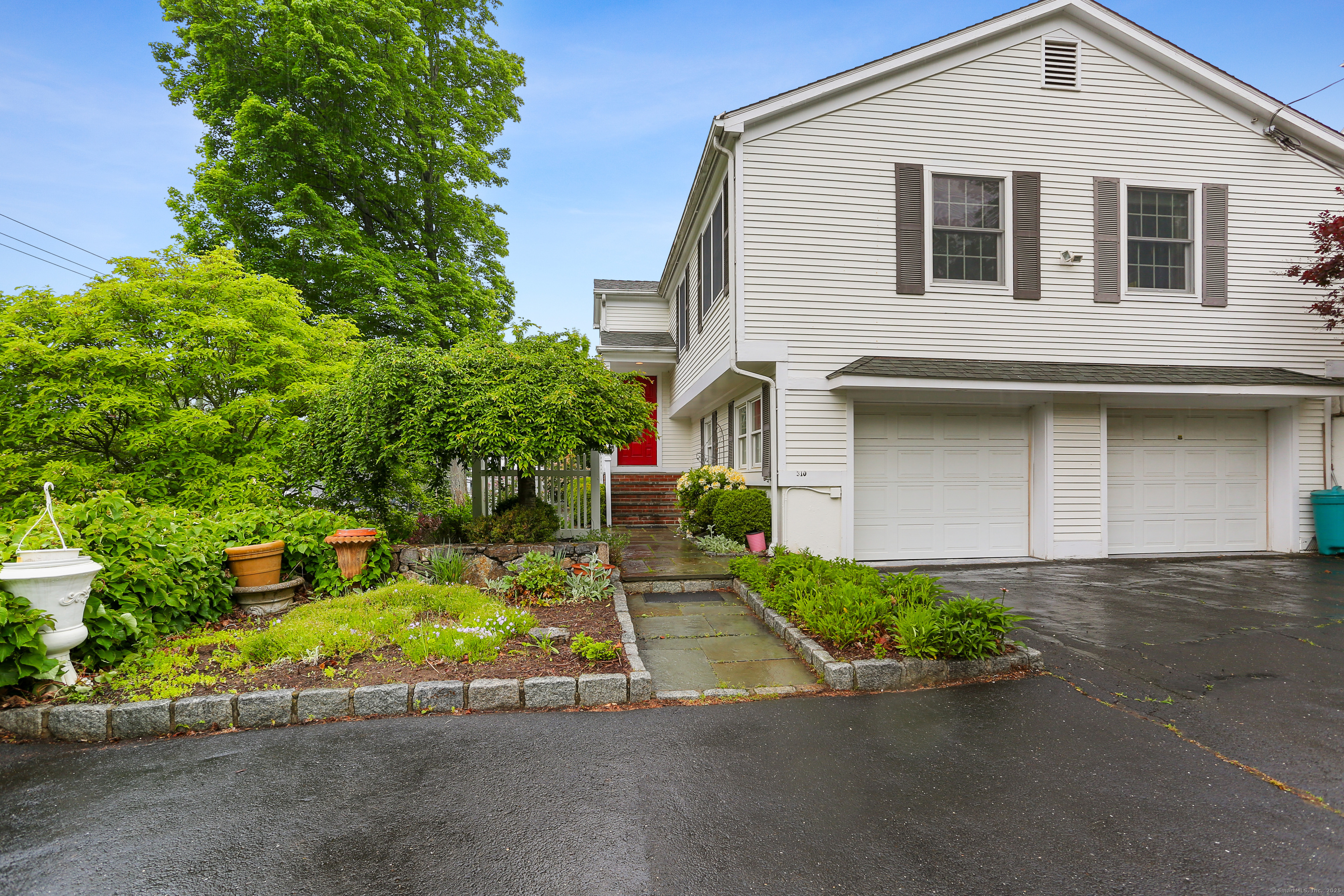 Rental Property at Main Street, Westport, Connecticut - Bedrooms: 3 
Bathrooms: 3 
Rooms: 8  - $6,950 MO.