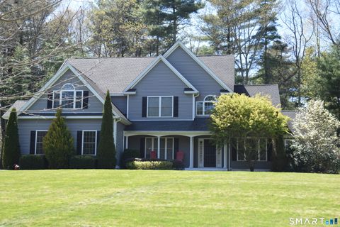 Photo of 28 Hidden Oaks Drive, Avon, CT 06001 (MLS # 24172021)
