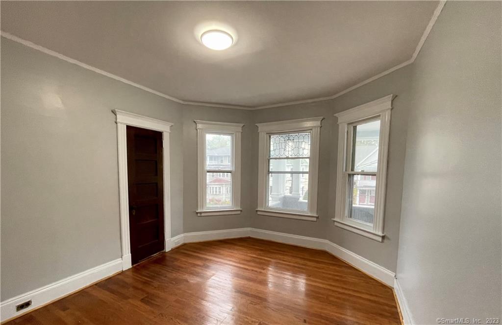 Hartford, Connecticut 06105, United States, 3 Bedrooms Bedrooms, ,1 BathroomBathrooms,Residential,Pending,28234