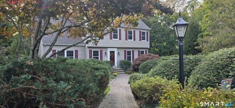 Photo of 49 Overlook Avenue, Groton, CT 06355 (MLS # 24213631)