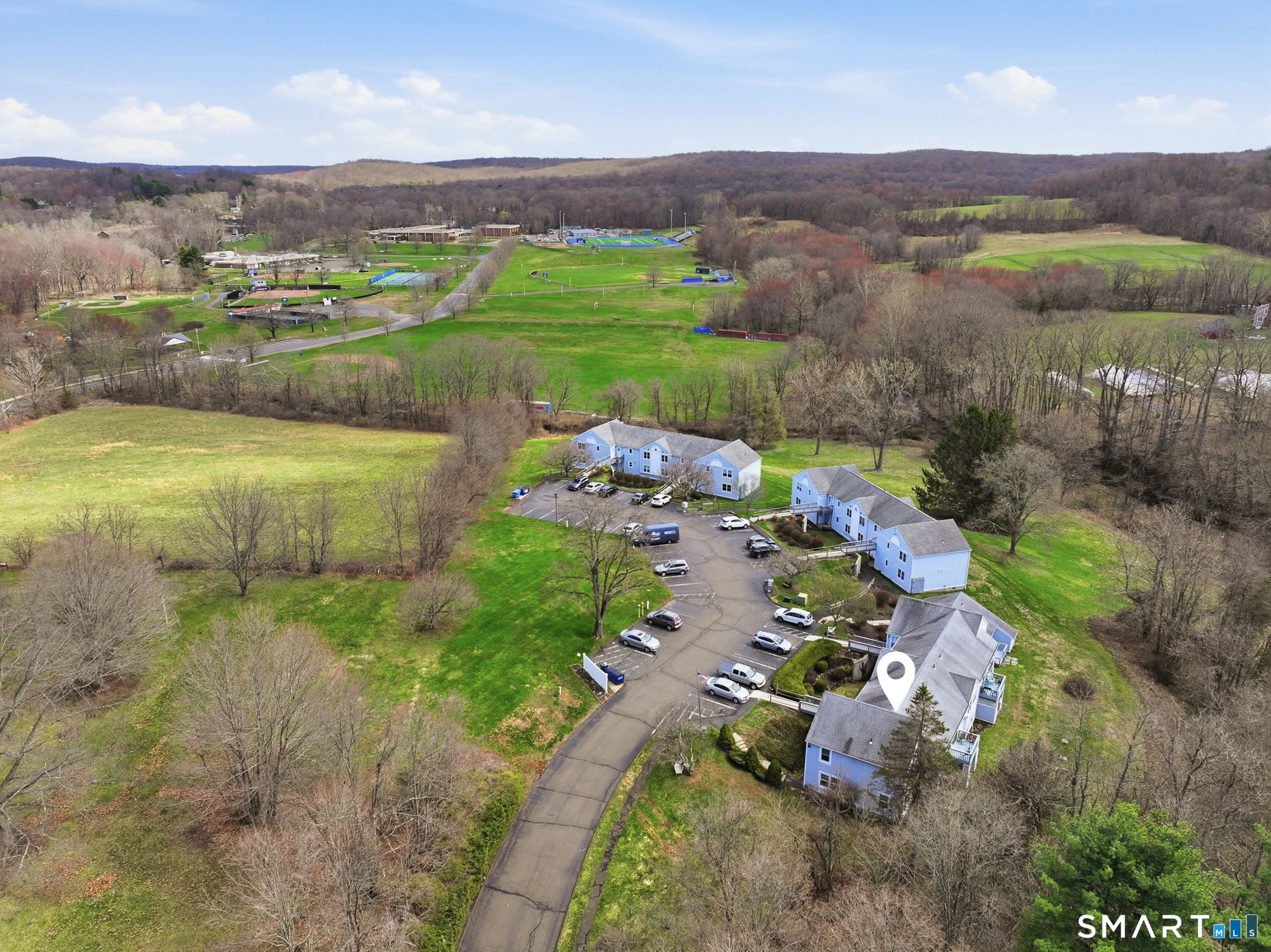 21 Mill Pond Lane E