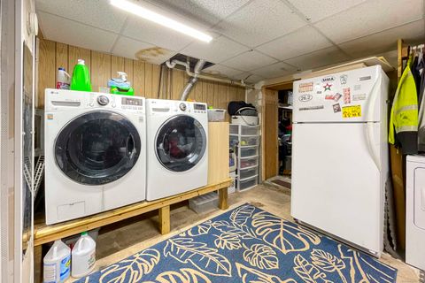 Tiny photo for 399 W Woods Road, Hamden, CT 06518 (MLS # 24133448)