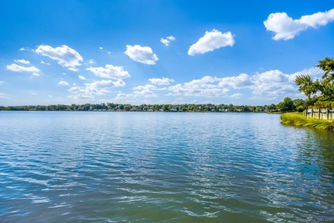 Tiny photo for 20 Seagate Road, Darien, CT 06820 (MLS # 24145321)