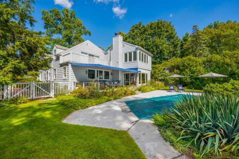 Tiny photo for 20 Seagate Road, Darien, CT 06820 (MLS # 24145321)