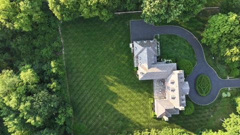 A home in New Canaan