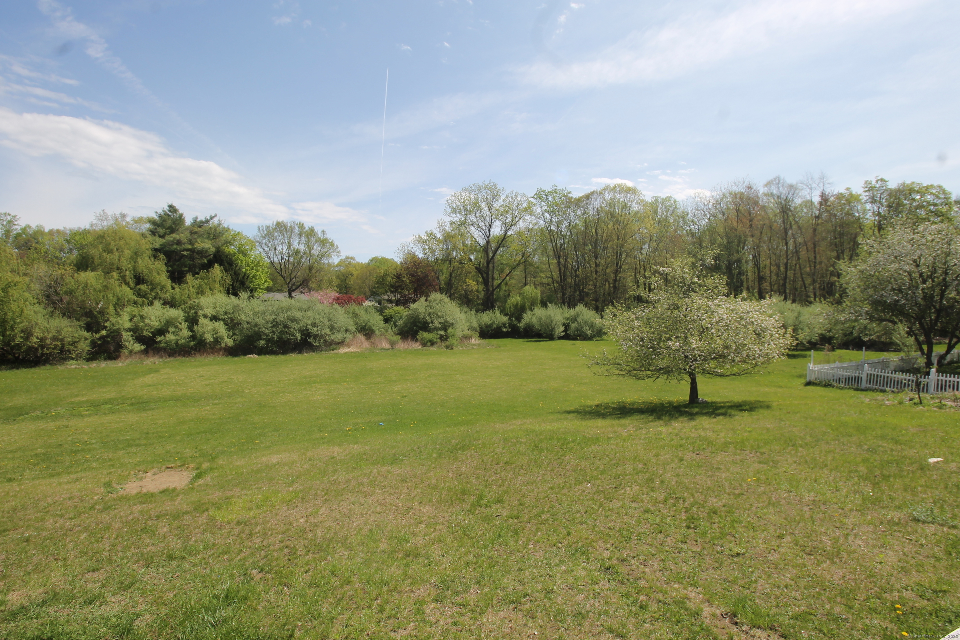 12 Chimney Drive, Bethel, Connecticut image 6