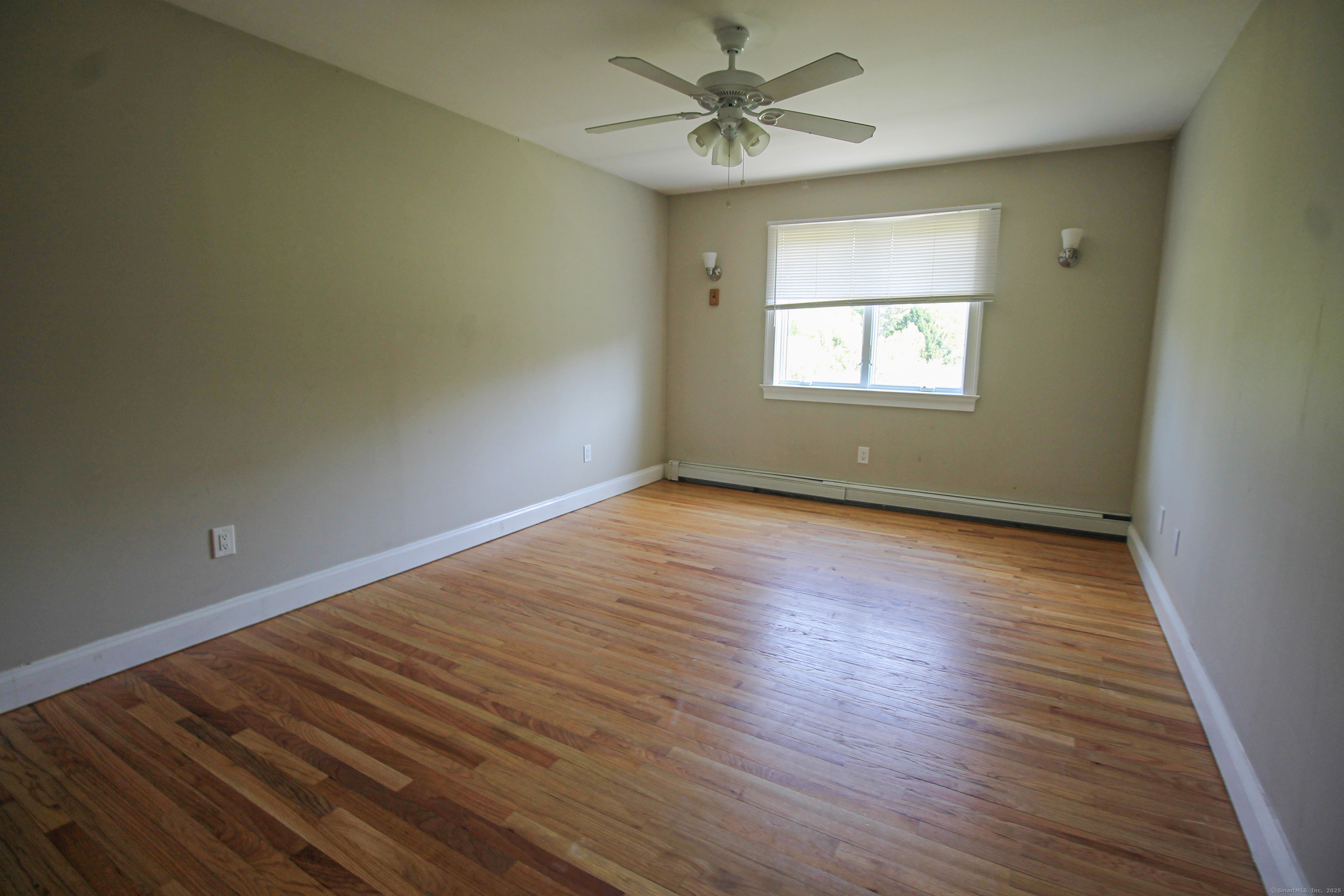 12 Chimney Drive, Bethel, Connecticut image 23