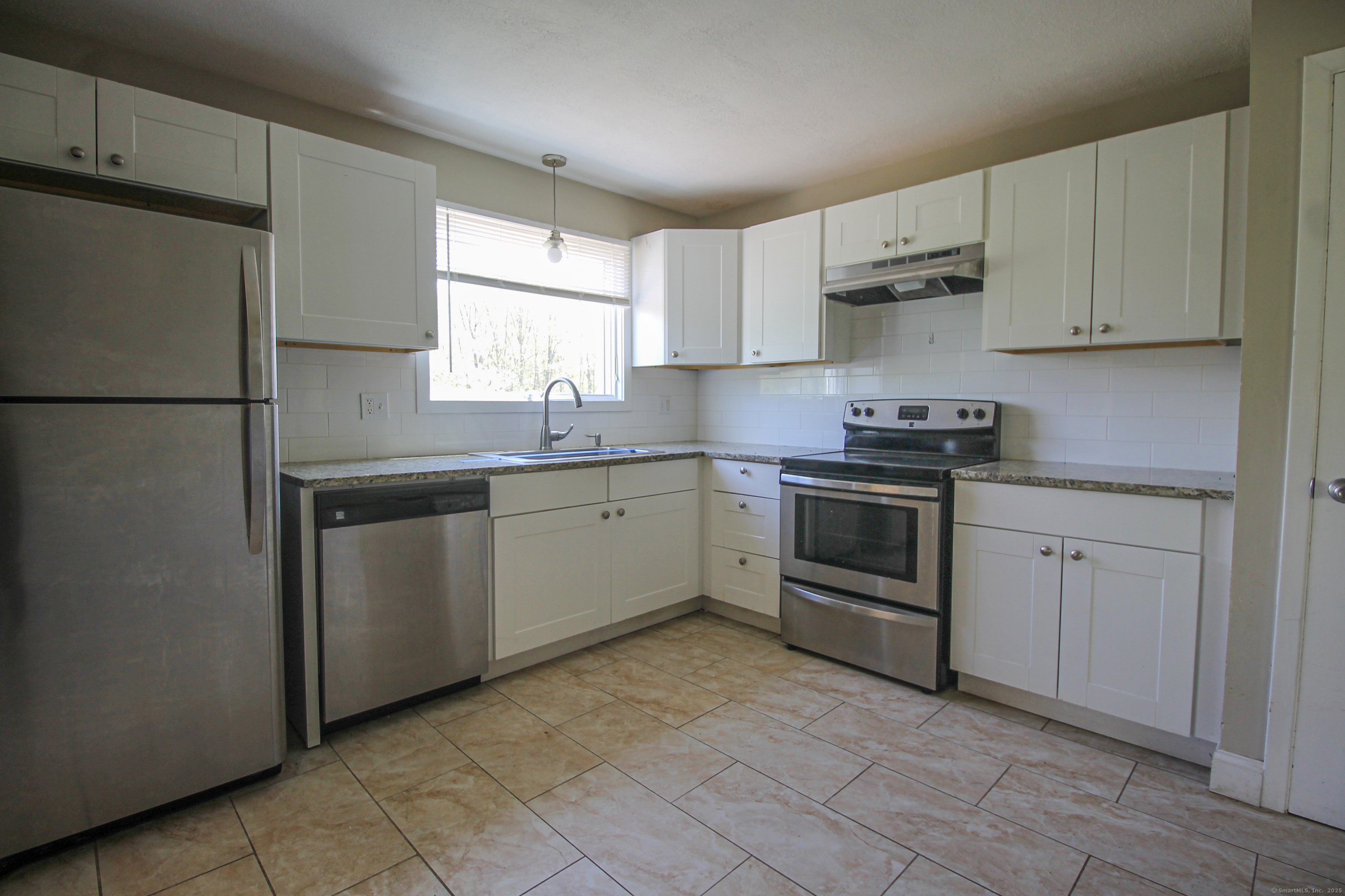 12 Chimney Drive, Bethel, Connecticut image 14