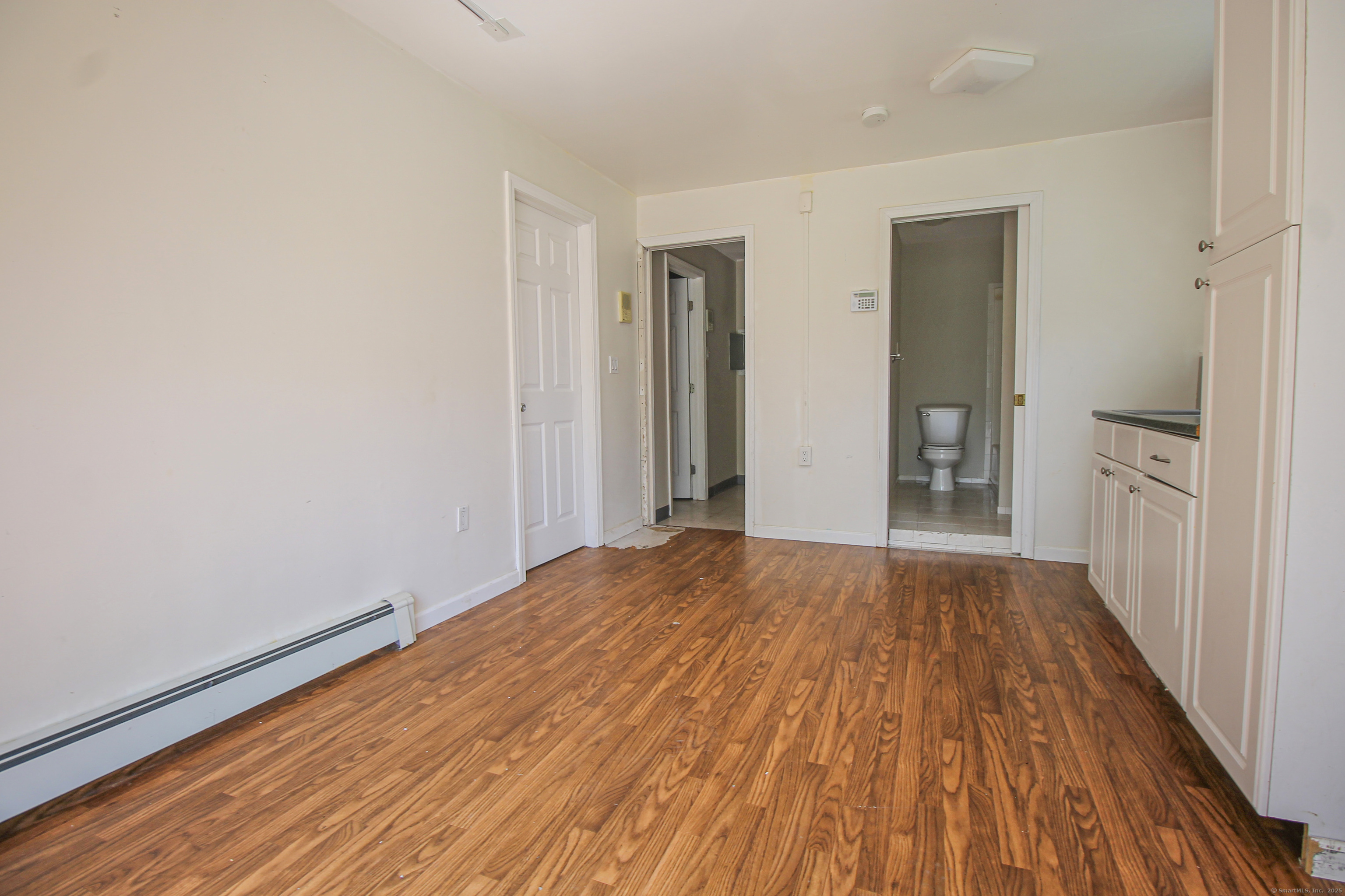 12 Chimney Drive, Bethel, Connecticut image 27