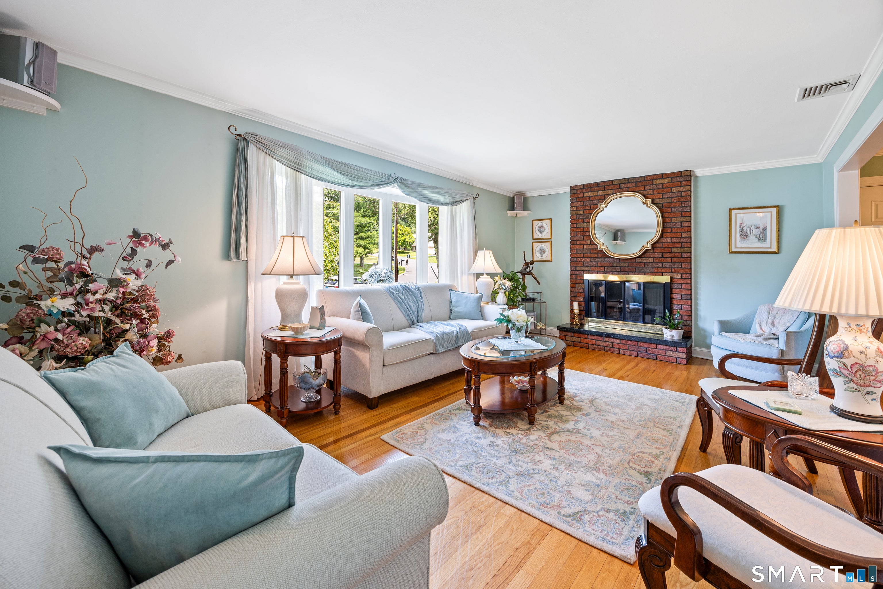 8 Lindsley Drive