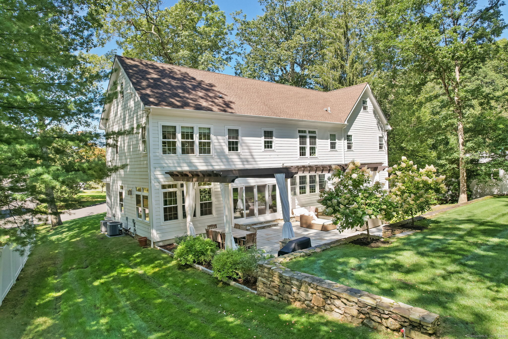 40 Arnold Lane