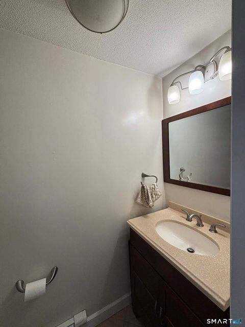 Tiny photo for 861 S Main Street #APT 25, Southington, CT 06479 (MLS # 24157453)