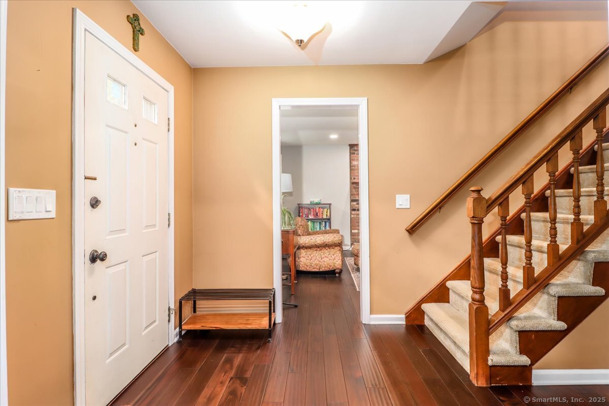 35 Stephanie Drive, New Milford, Connecticut image 2