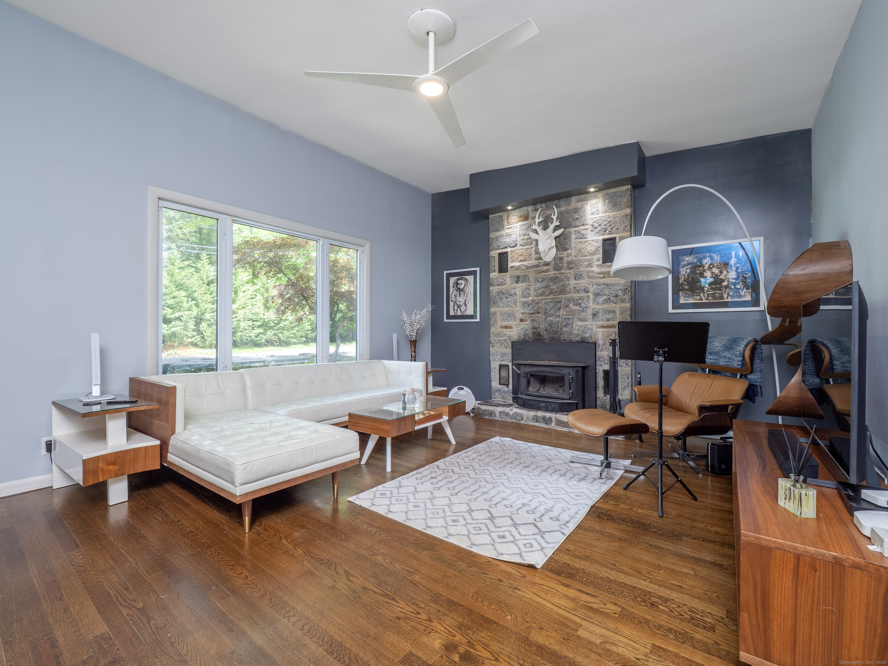 49 Crest Road, Ridgefield, Connecticut image 3