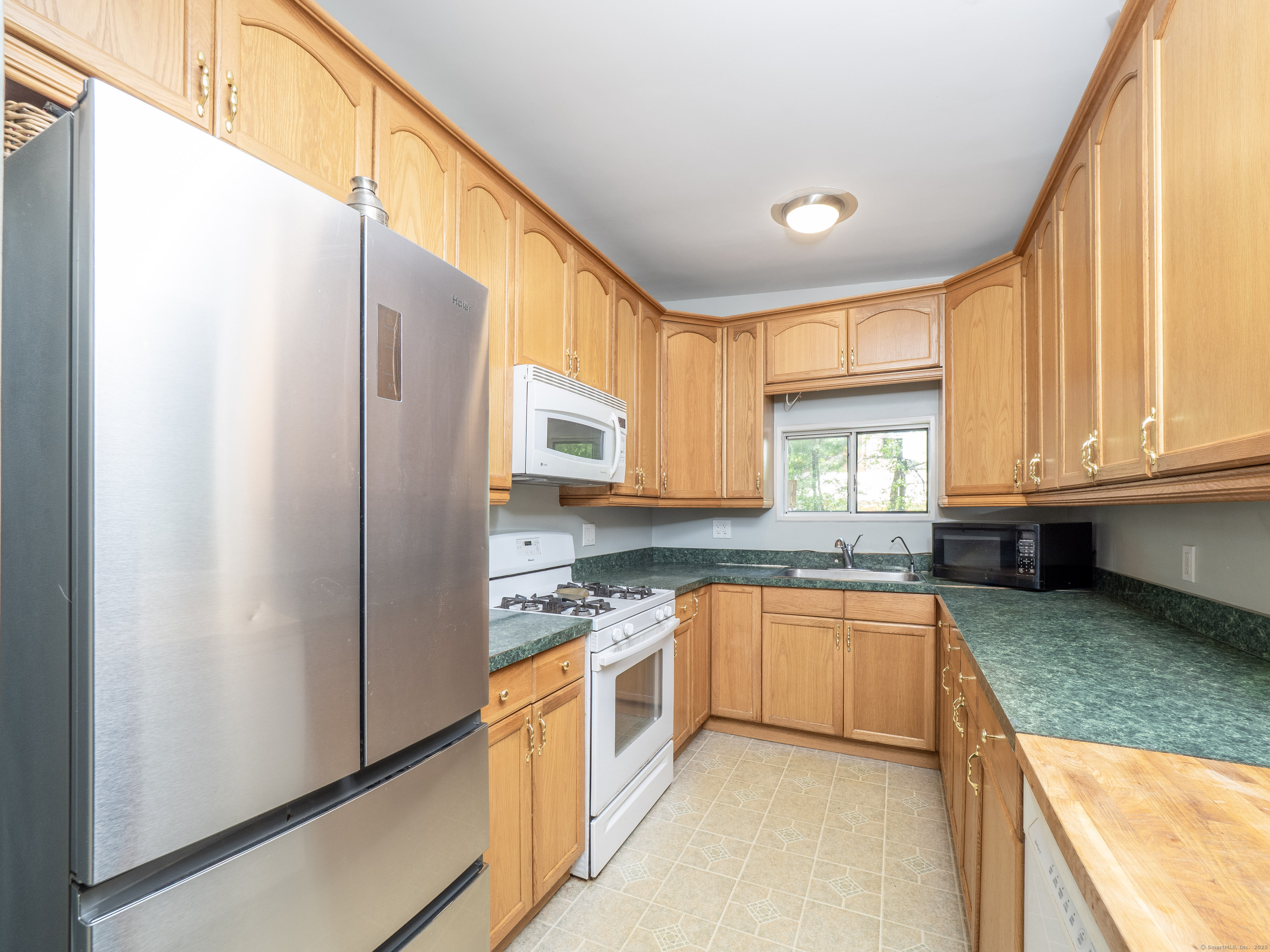49 Crest Road, Ridgefield, Connecticut image 10