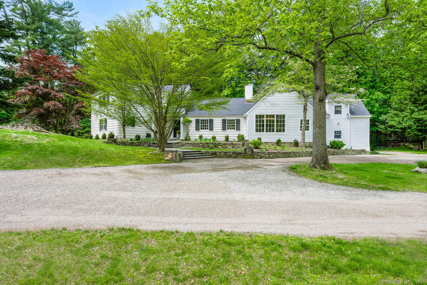24 Sunswyck Road, Darien, Connecticut image 1